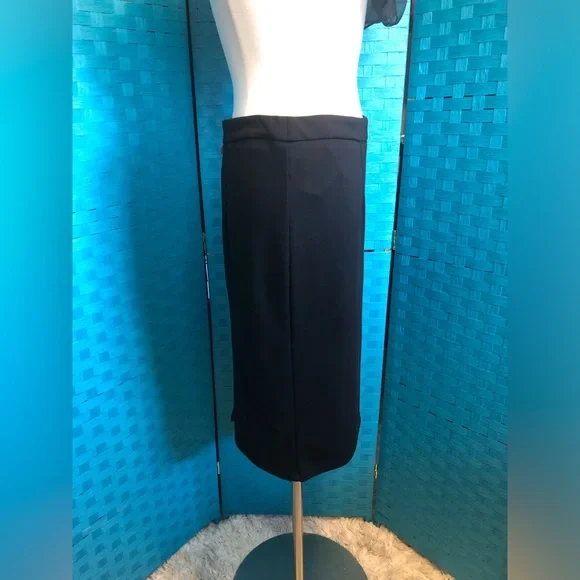 ☠️ 🖤Sourpuss Essentials Pencil Skirt Black
New With tags - Picture 5 of 10